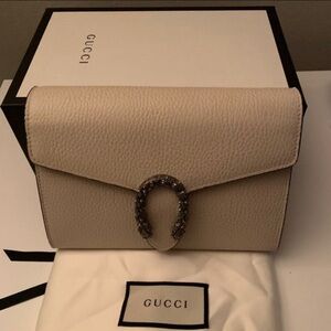 Gucci dyonysus wallet on chain